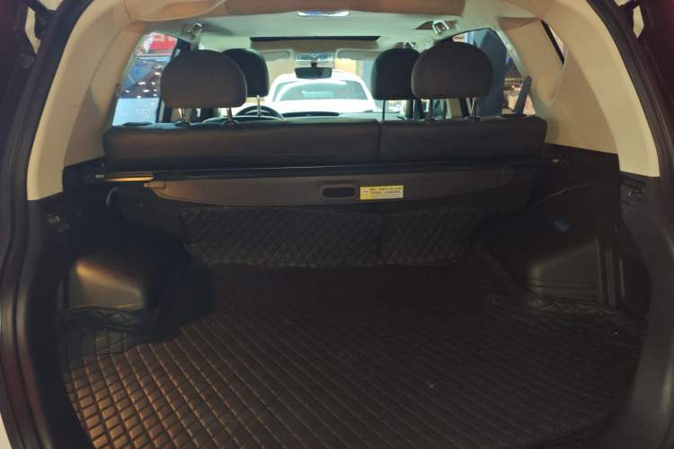 Used Geely Auto Vision X6 2016 1.3T CVT Luxury Model Trunk
