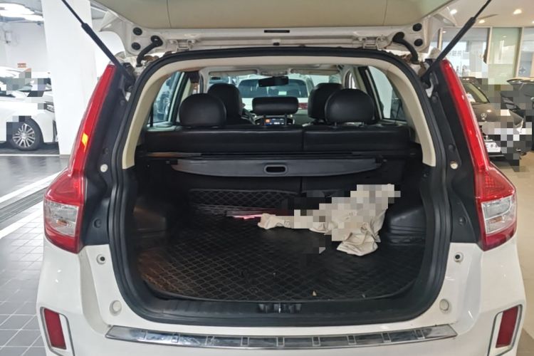 Used Geely Auto Vision X6 2016 1.3T CVT Flagship Model Trunk