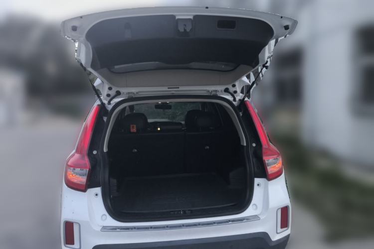 Used Geely Auto Vision X6 2016 1.3T CVT Flagship Model Trunk