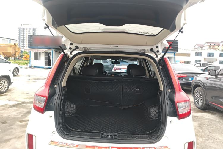 Used Geely Auto Vision X6 2016 1.8L Manual Luxury Model Trunk