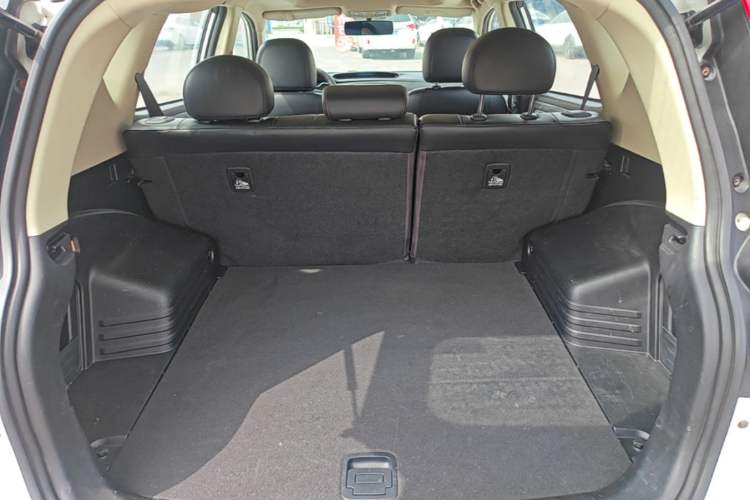 Used Geely Auto Vision X6 2016 1.3T CVT Flagship Model Trunk