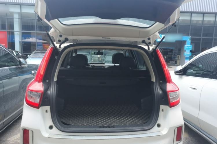 Used Geely Auto Vision X6 2016 1.3T CVT Luxury Model Trunk