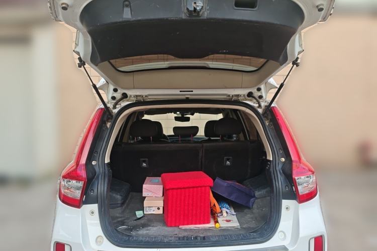 Used Geely Auto Vision X6 2016 1.3T CVT Flagship Model Trunk