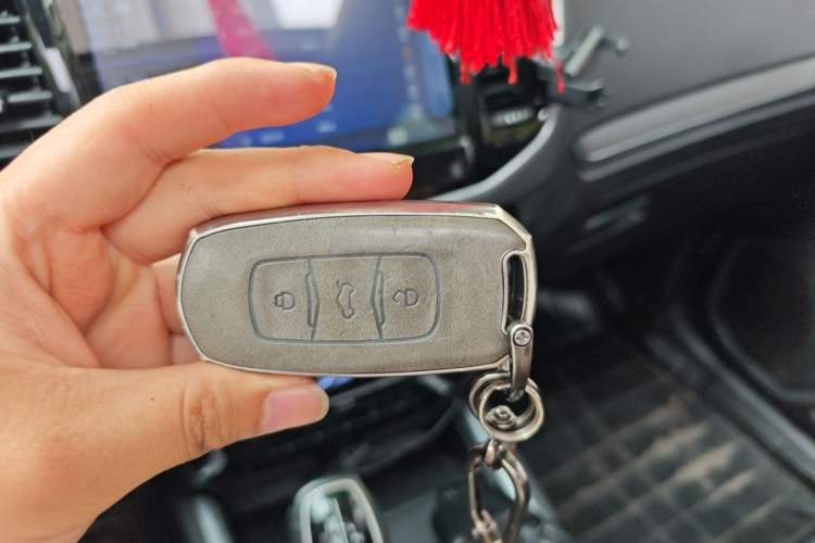 Used Geely Auto Vision X6 2016 1.3T CVT Luxury Model Vehicle Key
