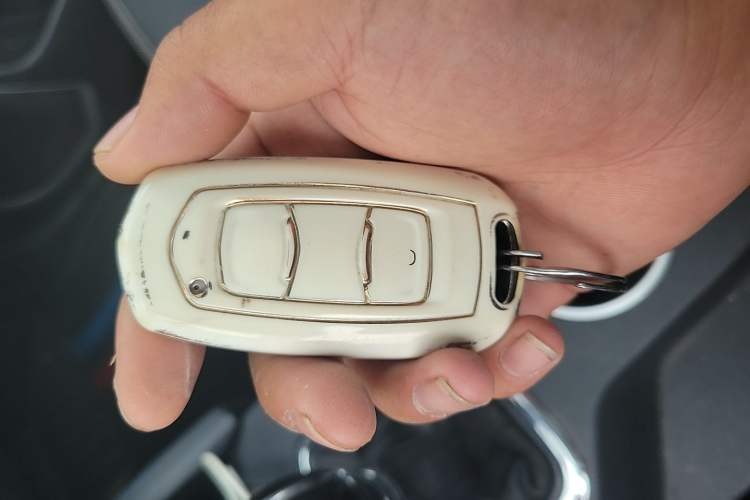 Used Geely Auto Vision X6 2016 1.8L Manual Luxury Model Vehicle Key