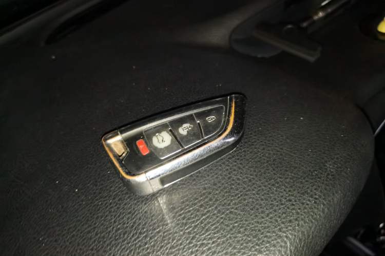 Used Geely Auto Vision X6 2016 1.3T CVT Flagship Model Vehicle Key
