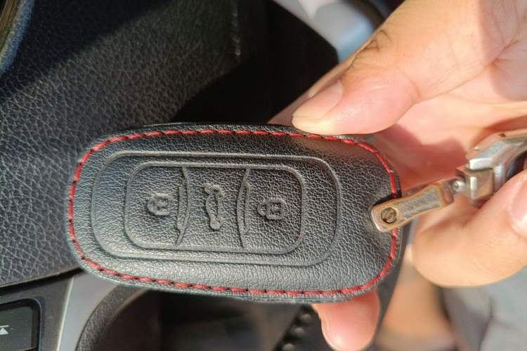 Used Geely Auto Vision X6 2016 1.3T CVT Luxury Model Vehicle Key