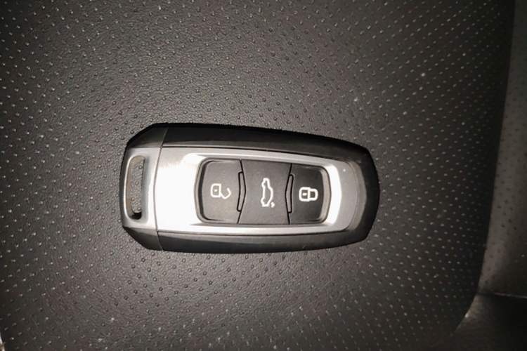 Used Geely Auto Vision X6 2016 1.8L Manual Luxury Model Vehicle Key
