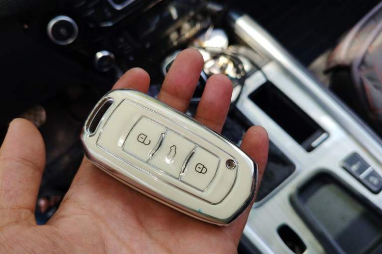 Used Geely Auto Vision X6 2016 1.3T CVT Flagship Model Vehicle Key