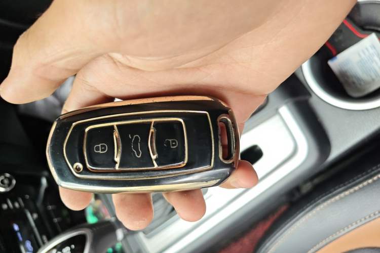 Used Geely Auto Vision X6 2016 1.3T CVT Flagship Model Vehicle Key