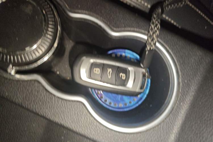 Used Geely Auto Vision X6 2016 1.8L Manual Luxury Model Vehicle Key