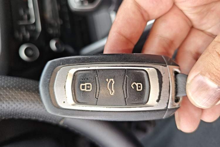 Used Geely Auto Vision X6 2016 1.3T CVT Flagship Model Vehicle Key