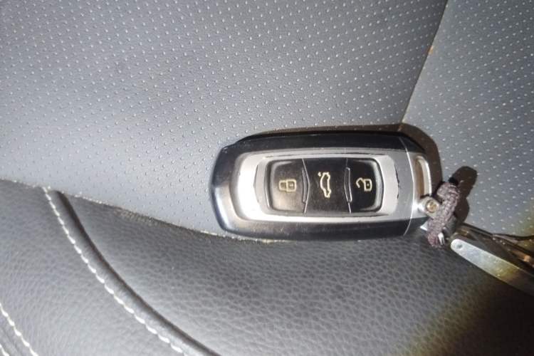 Used Geely Auto Vision X6 2016 1.8L Manual Luxury Model Vehicle Key