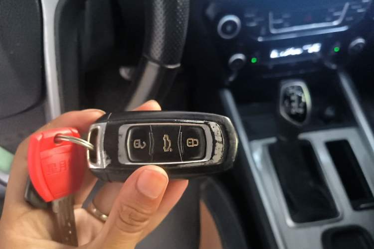 Used Geely Auto Vision X6 2016 1.3T CVT Flagship Model Vehicle Key