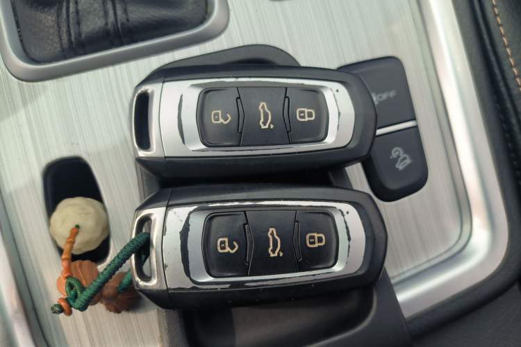 Used Geely Auto Vision X6 2016 1.3T CVT Flagship Model Vehicle Key