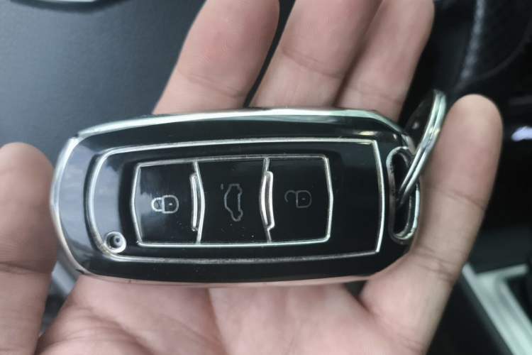 Used Geely Auto Vision X6 2016 1.3T CVT Flagship Model Vehicle Key