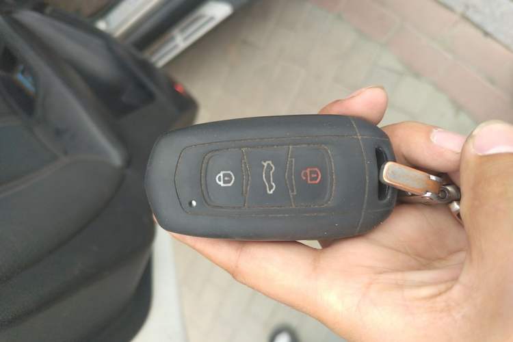 Used Geely Auto Vision X6 2016 1.3T CVT Flagship Model Vehicle Key