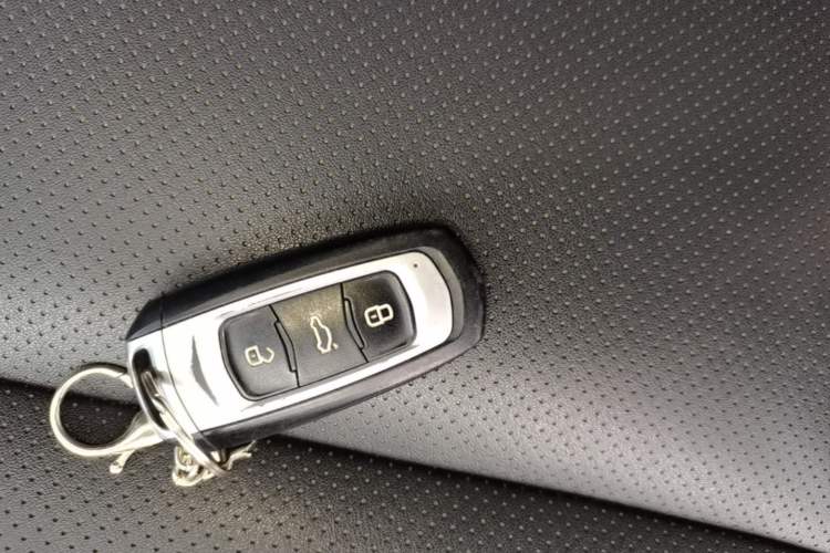 Used Geely Auto Vision X6 2016 1.8L Manual Luxury Model Vehicle Key