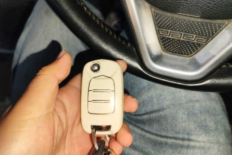 Used Geely Auto Vision X6 2016 1.3T CVT Flagship Model
