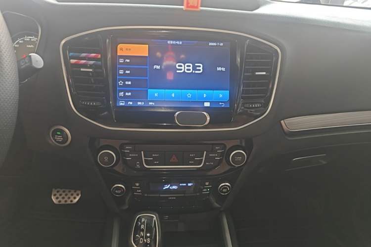 Used Geely Auto Vision X6 2016 1.3T CVT Luxury Model Audio And AC Panel