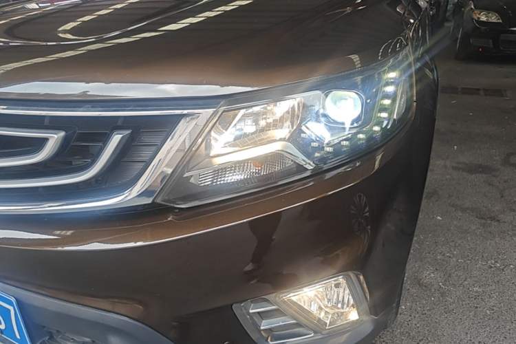 Used Geely Auto Vision X6 2016 1.3T CVT Luxury Model Left Front Headlight
