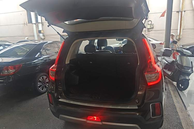 Used Geely Auto Vision X6 2016 1.3T CVT Luxury Model Trunk