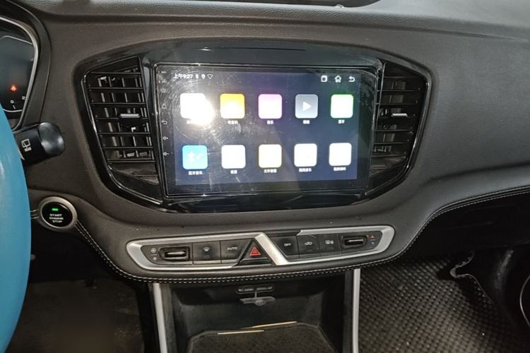 Used Geely Auto Vision X6 2018 1.8L Manual 4G Connect Luxury Edition Audio And AC Panel