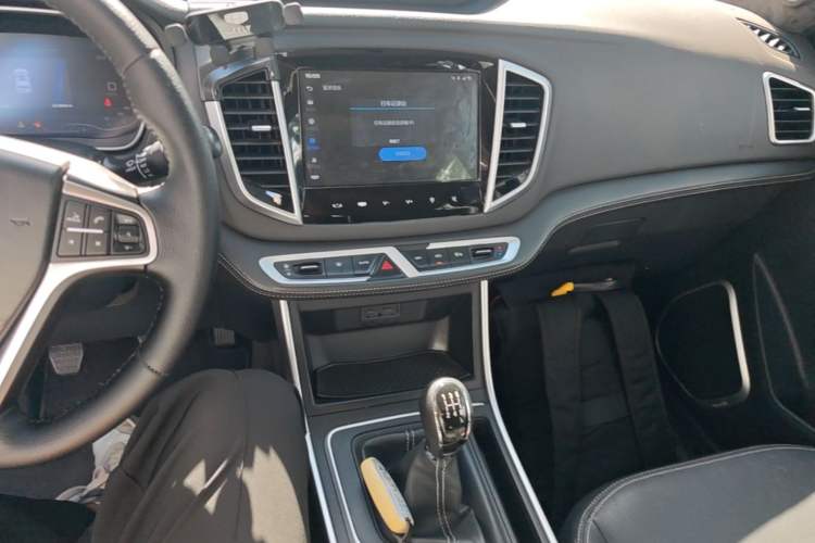 Used Geely Auto Vision X6 2018 1.8L Manual 4G Connect Luxury Edition Audio And AC Panel