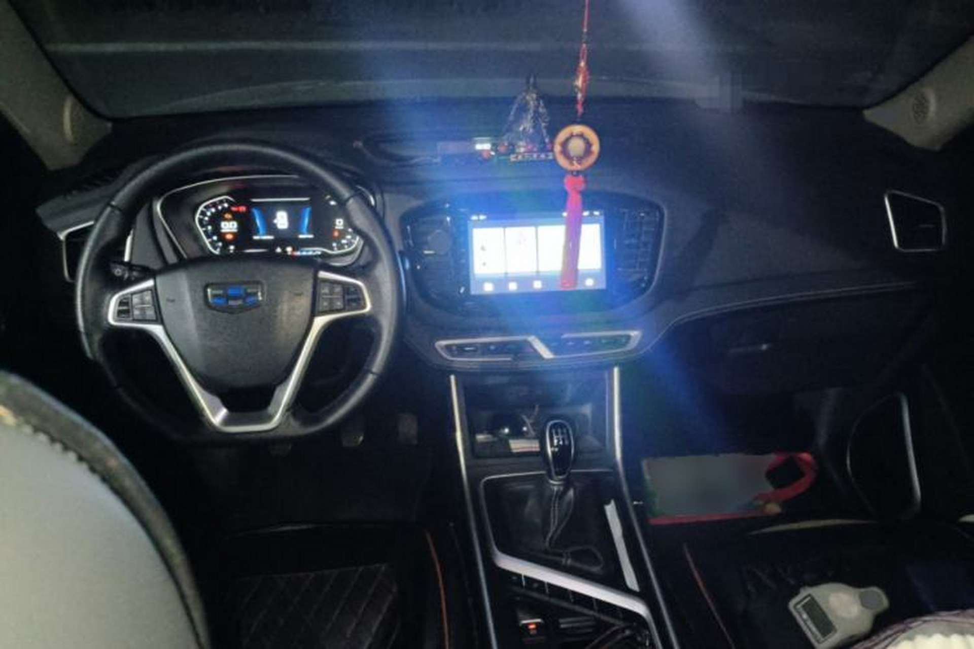 Used Geely Auto Vision X6 2018 1.8L Manual 4G Connect Luxury Edition Center Console