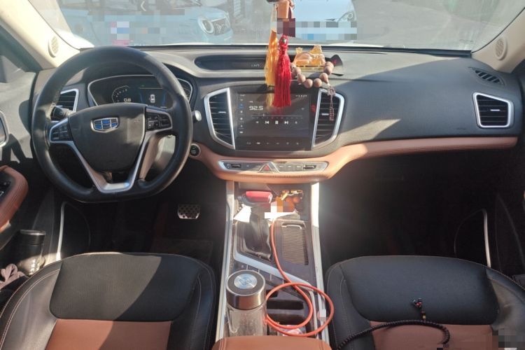 Used Geely Auto Vision X6 2018 1.4T CVT 4G Connected Luxury Version Center Console