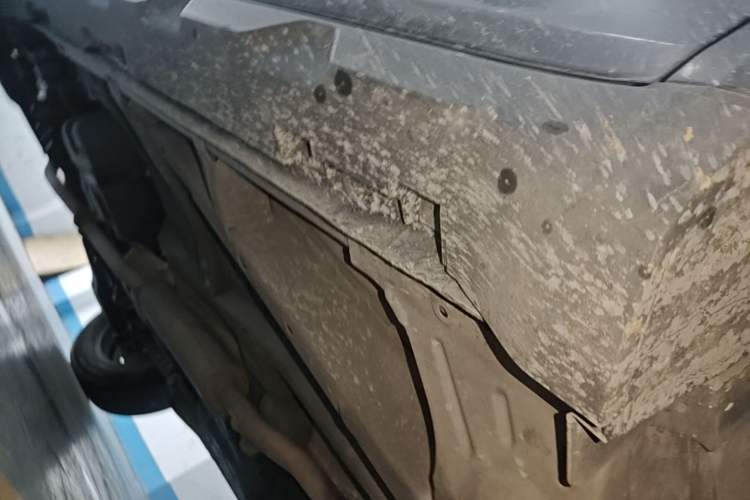 Used Geely Auto Vision X6 2018 1.8L Manual 4G Connect Luxury Edition Chassis Front Right