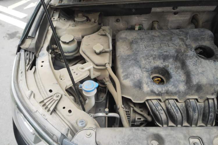 Used Geely Auto Vision X6 2018 1.8L Manual 4G Connect Luxury Edition Engine Bay Right