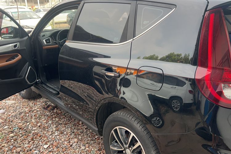 Used Geely Auto Vision X6 2018 1.4T CVT 4G Connected Luxury Version Exterior 5