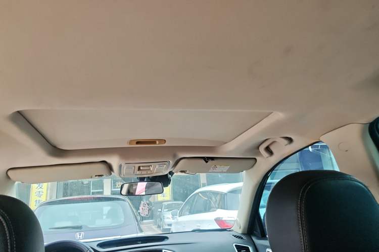 Used Geely Auto Vision X6 2018 1.4T CVT 4G Connected Luxury Version Headliner