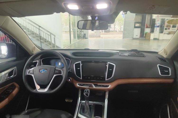 Used Geely Auto Vision X6 2018 1.4T CVT 4G Connected Luxury Version Interior 1