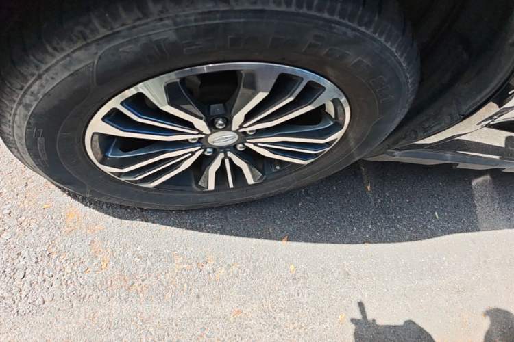 Used Geely Auto Vision X6 2018 1.8L Manual 4G Connect Luxury Edition Left Front Wheel Hub