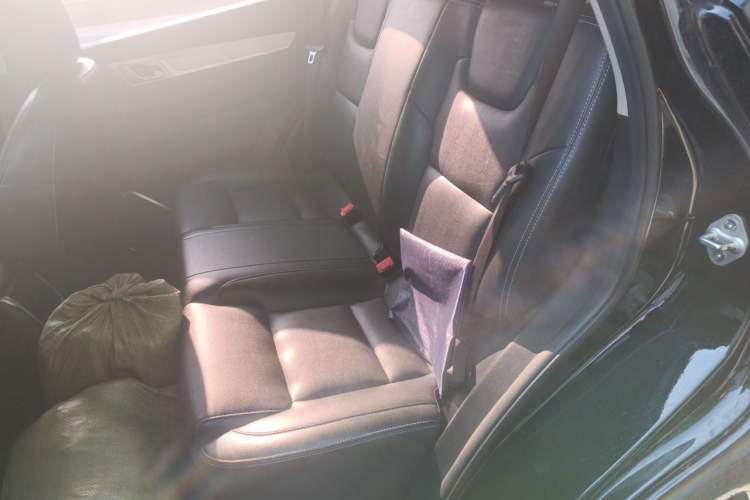 Used Geely Auto Vision X6 2018 1.8L Manual 4G Connect Luxury Edition Left Rear Seat