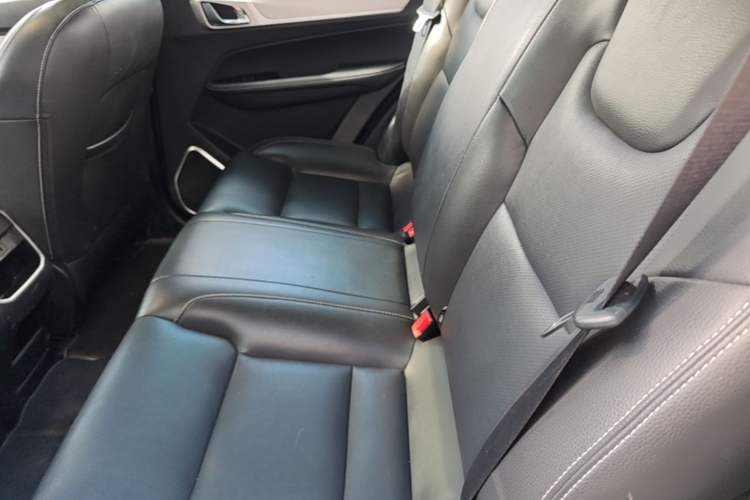 Used Geely Auto Vision X6 2018 1.8L Manual 4G Connect Luxury Edition Left Rear Seat