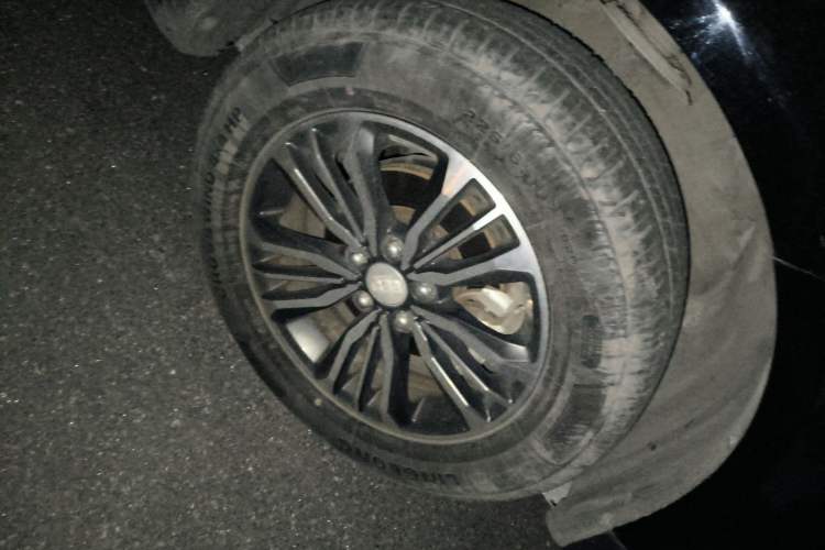 Used Geely Auto Vision X6 2018 1.8L Manual 4G Connect Luxury Edition Right Front Wheel Hub