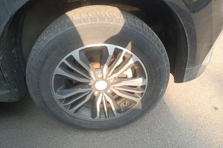 Used Geely Auto Vision X6 2018 1.8L Manual 4G Connect Luxury Edition Right Front Wheel Hub