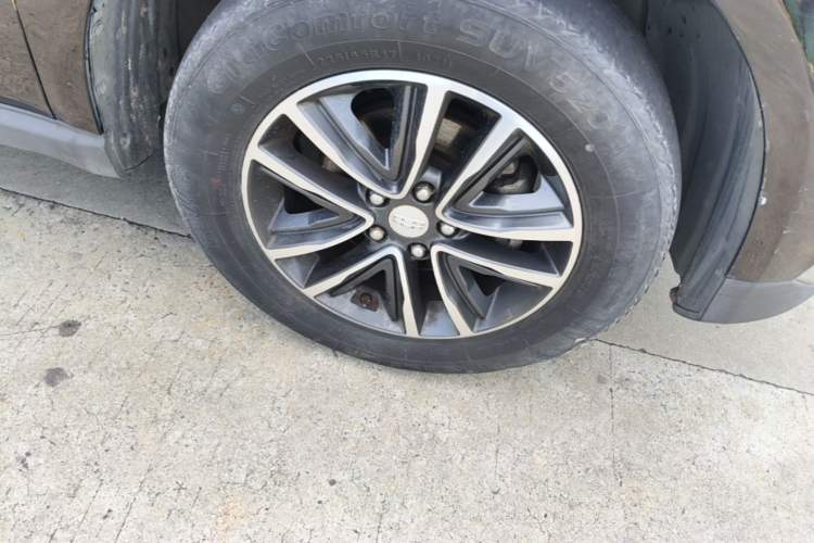 Used Geely Auto Vision X6 2018 1.4T CVT 4G Connected Luxury Version Right Front Wheel Hub