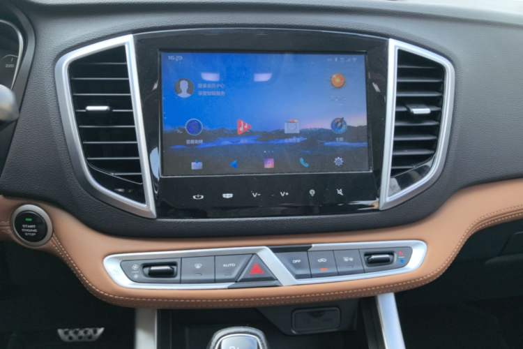 Used Geely Auto Vision X6 2018 1.4T CVT 4G Connected Flagship Edition Audio And AC Panel