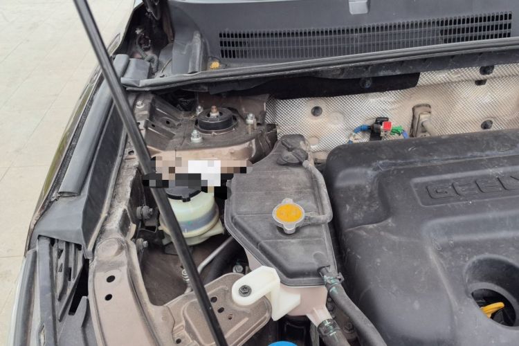 Used Geely Auto Vision X6 2018 1.8L Manual 4G Connect Luxury Edition Engine Bay Right