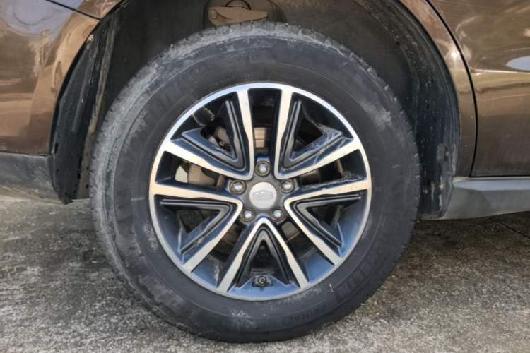 Used Geely Auto Vision X6 2018 1.4T CVT 4G Connected Flagship Edition Exterior 5