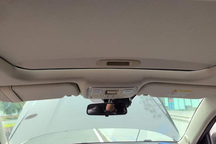 Used Geely Auto Vision X6 2018 1.8L Manual 4G Connect Luxury Edition Headliner