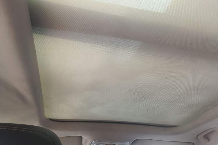 Used Geely Auto Vision X6 2018 1.4T CVT 4G Connected Flagship Edition Headliner