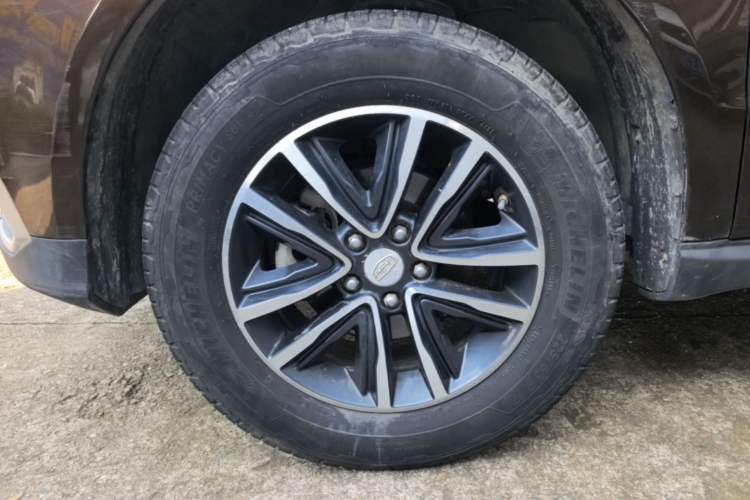 Used Geely Auto Vision X6 2018 1.4T CVT 4G Connected Flagship Edition Left Front Wheel Hub