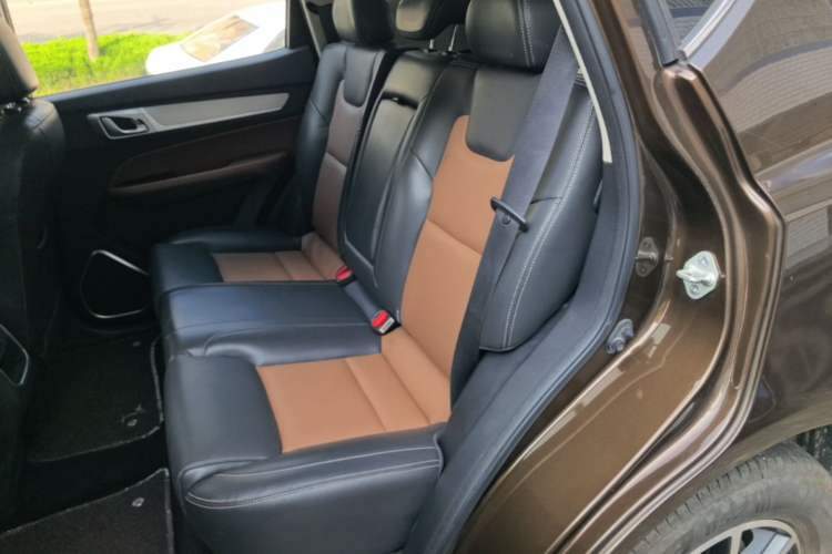 Used Geely Auto Vision X6 2018 1.4T CVT 4G Connected Flagship Edition Left Rear Seat