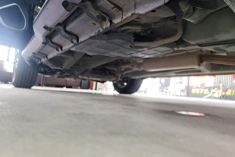 Used Geely Auto Vision X6 2018 1.4T CVT 4G Connected Flagship Edition Left Side Sill