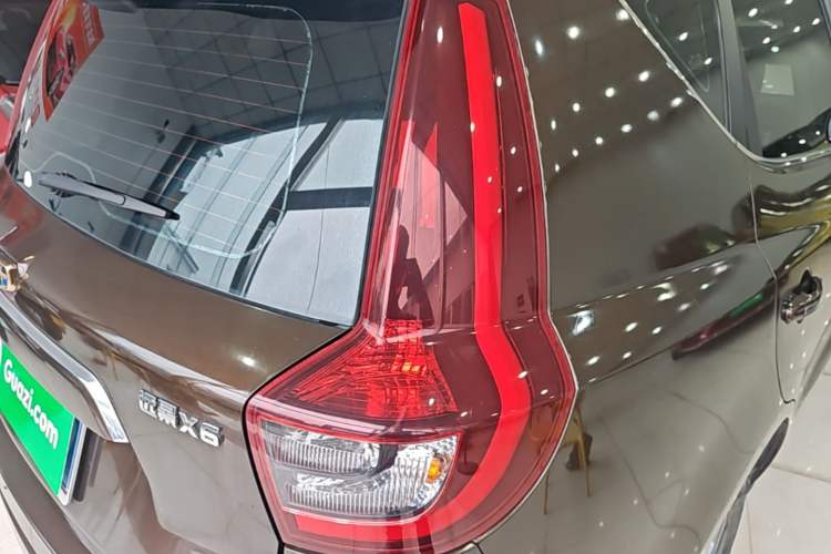 Used Geely Auto Vision X6 2018 1.4T CVT 4G Connected Luxury Version Right Rear Taillight